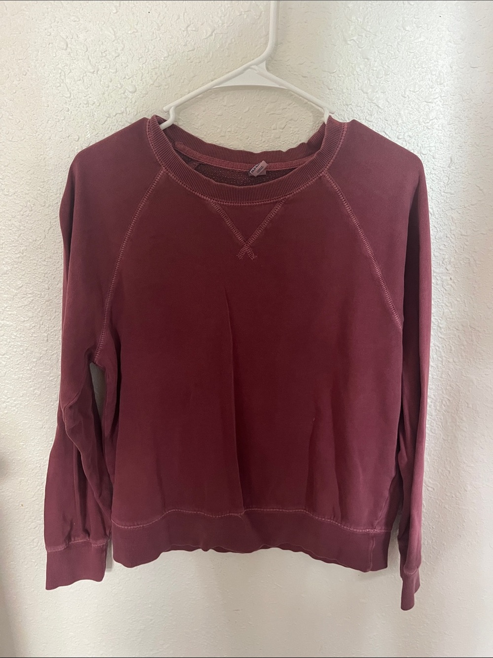 Old Navy Maroon Crewneck Sweatshirt